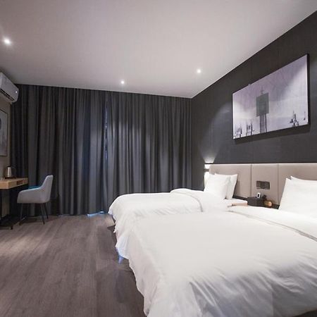 Thank Inn Chain Hotel Hunan Huaihua Hecheng District South High Speed Rail Station Екстер'єр фото