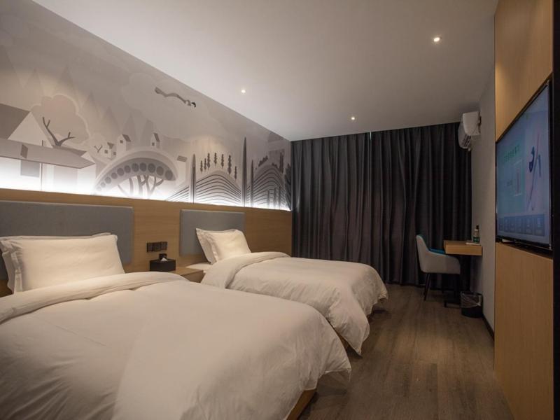 Thank Inn Chain Hotel Hunan Huaihua Hecheng District South High Speed Rail Station Екстер'єр фото