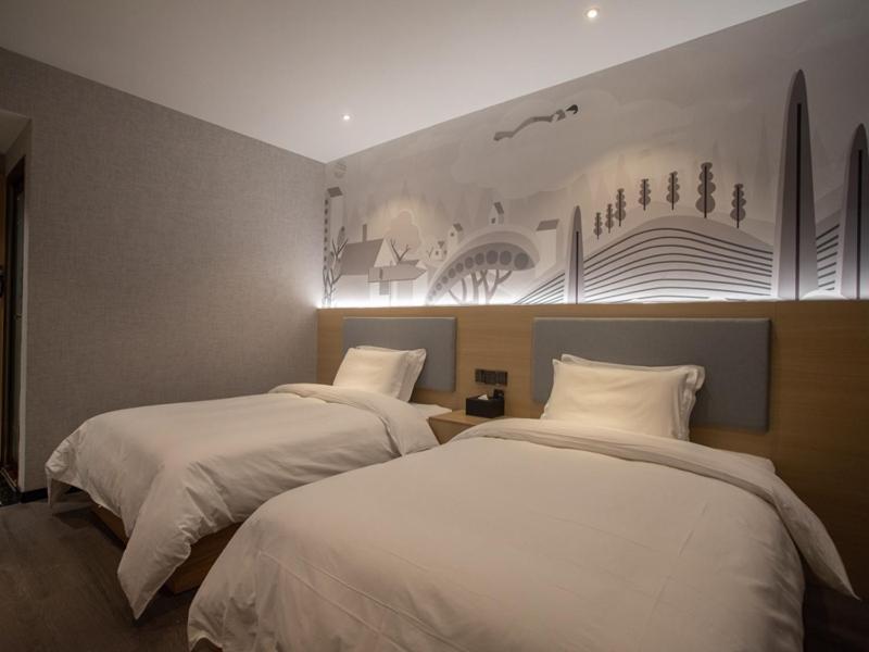 Thank Inn Chain Hotel Hunan Huaihua Hecheng District South High Speed Rail Station Екстер'єр фото