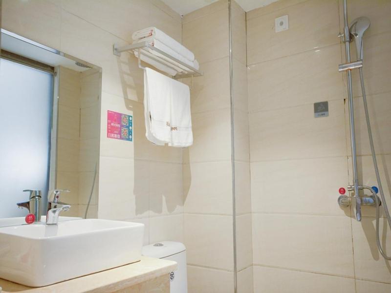 Thank Inn Chain Hotel Hunan Huaihua Hecheng District South High Speed Rail Station Екстер'єр фото